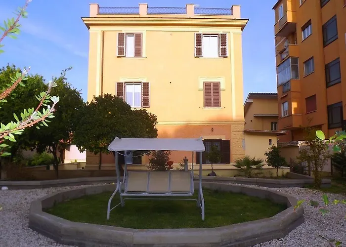 Lanusei Гостевой дом 2*